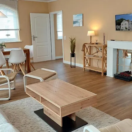 Gudrun By Rujana Apartment *