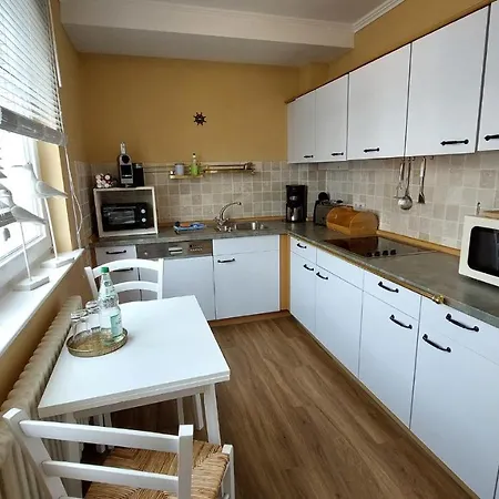 Gudrun By Rujana Apartment *